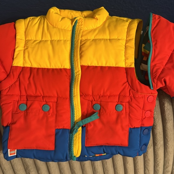 Lego x Target collection Infant 

Infant puffer jacket/ vest - Picture 4 of 5